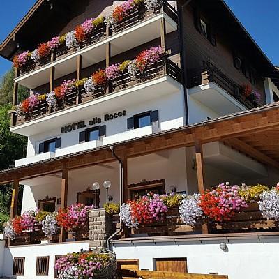 Hotel Alla Rocca Varena Luaran gambar