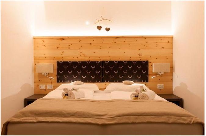 Hotel Alla Rocca Varena Luaran gambar